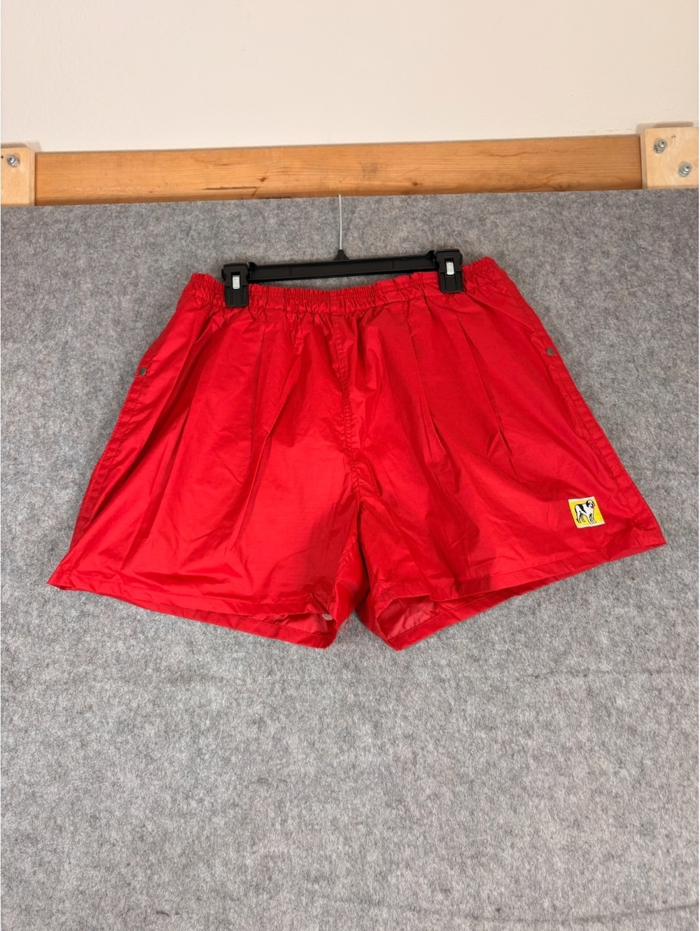 Vintage Sierra West red BIG DOGS swim shorts Size L